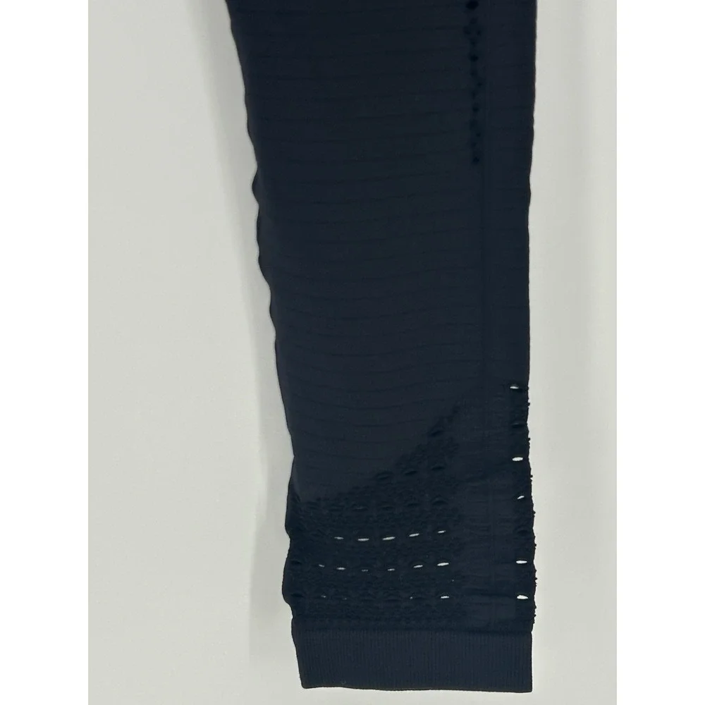 Gymshark Women's Black Razor Cut Out Leggings In Small- Athleisure Activewear
